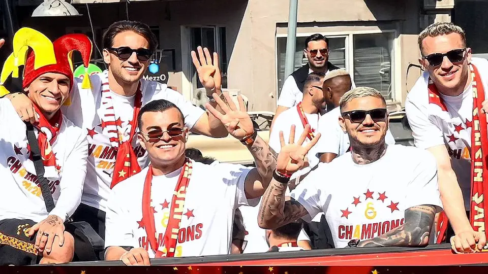 Galatasaray'dan Fenerbahçe'ye 'Fener Ağlama' Göndermesi