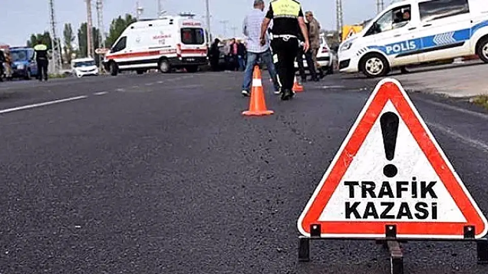 Muğla'da İki Motosiklet Çarpıştı: Sürücüler Hayatını Kaybetti, Yolcu Ağır Yaralandı