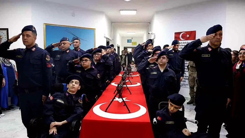 Özel İhtiyaçlı Gençler İçin Temsili Askerlik Töreni Düzenlendi