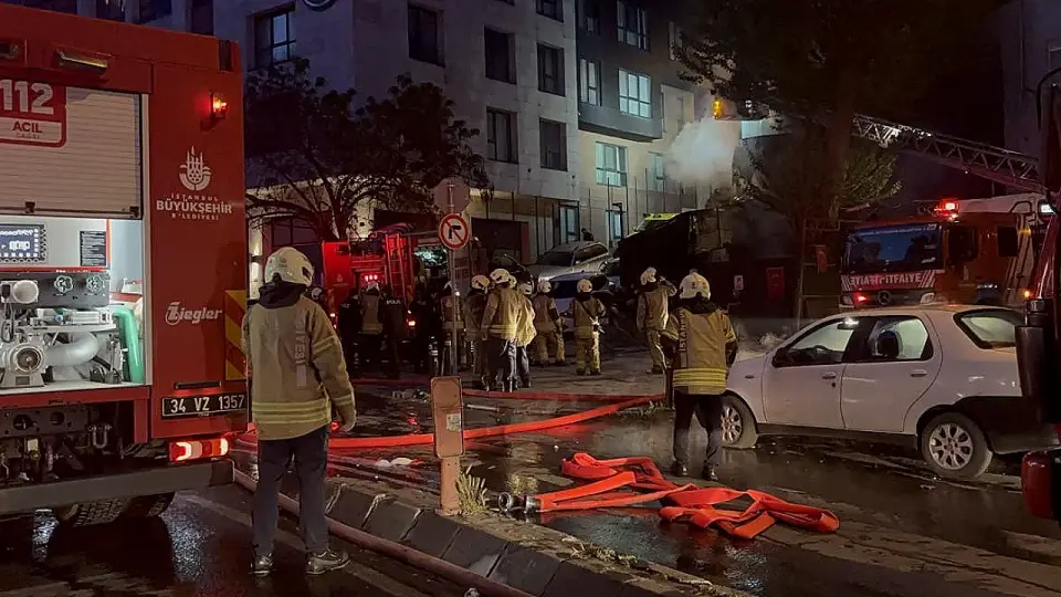 Şişli'de İş Yerinde Çıkan Yangın Söndürüldü