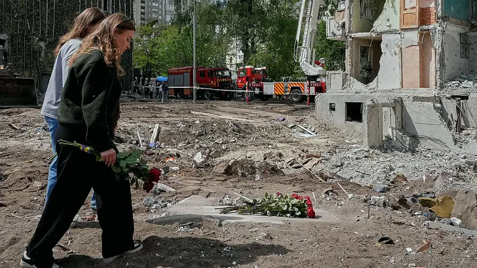 Ukrayna'da Savaş: Zelenski'den Rus Saldırısına Karşı Yanıt Hazırlığı Çağrısı