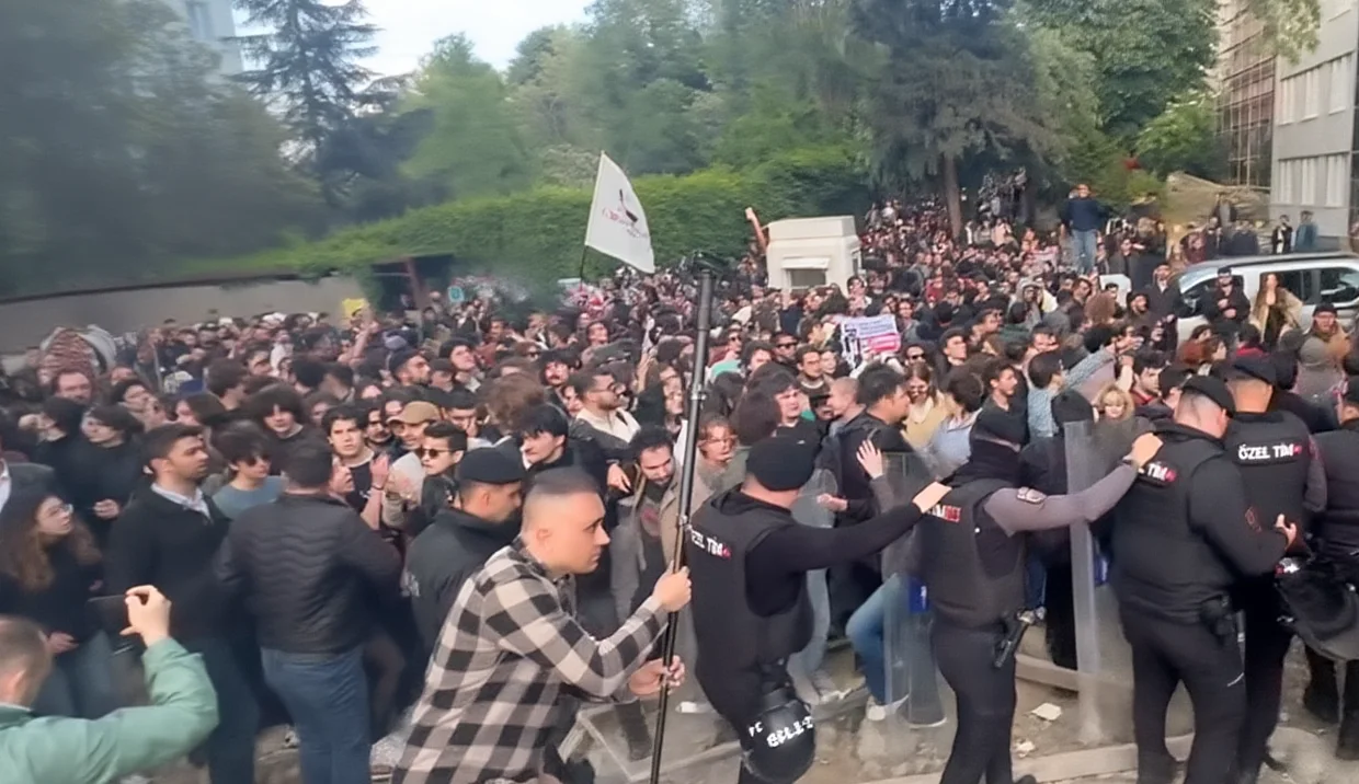 Boğaziçi'ndeki Protesto Davasında İnşaat Çukuru İddiası