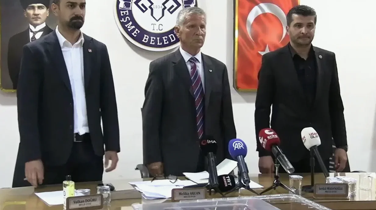 Eşme Belediyesi'nde Başkanvekilliğine Zeki Işık Seçildi
