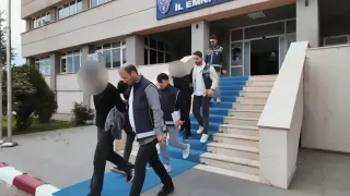 Iğdır'da Düzensiz Göçmen Sevkiyatı Operasyonu: 3 Kişi Tutuklandı