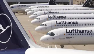 Lufthansa, İran Savaşı Nedeniyle 20 Bin Uçuş İptal Etti