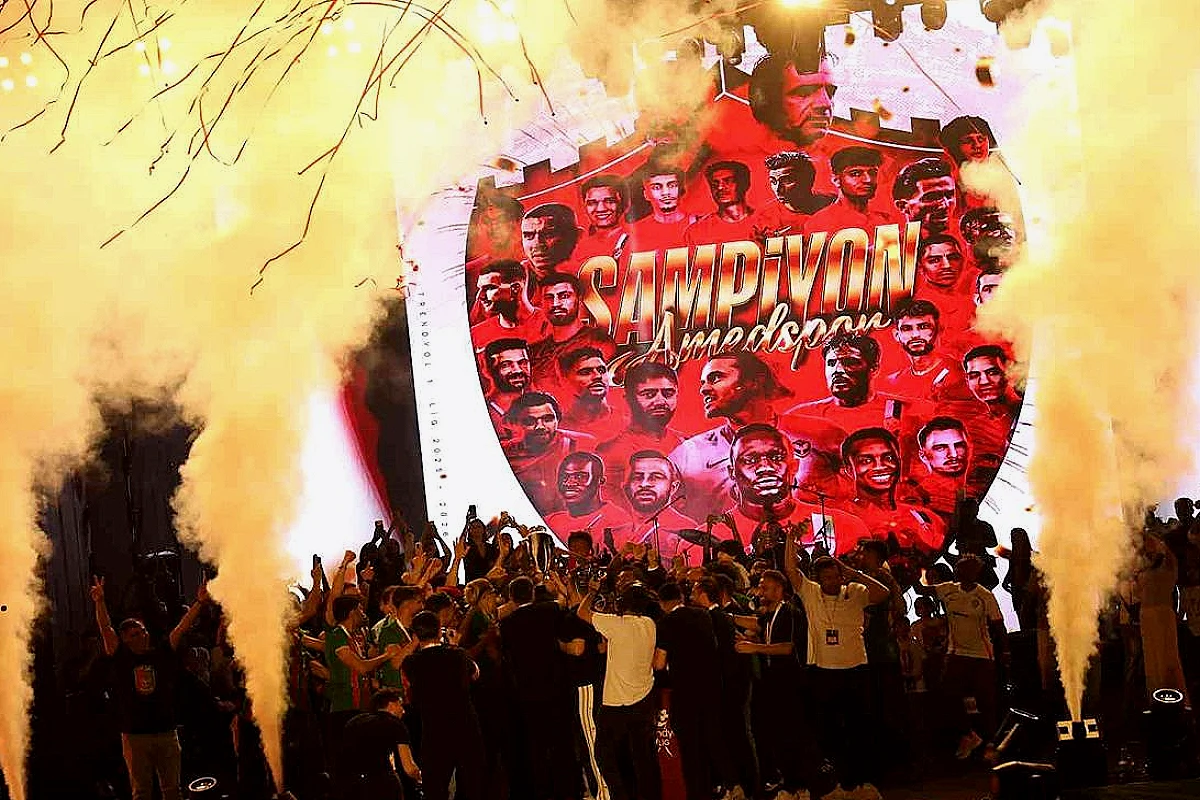 Amed Sportif Faaliyetler Şampiyonluğu Kutladı