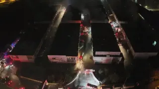 Başakşehir'de 2 Katlı İş Yerinde Yangın 8 Saat Sonra Söndürüldü