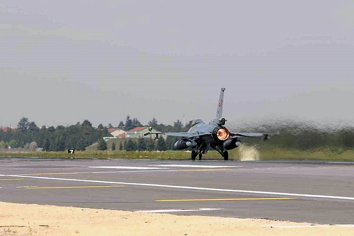Efes-2026 Tatbikatı İçin F-16'lar Eskişehir'den Havalandı