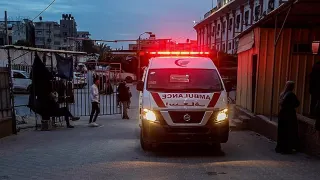 Gazze'de İsrail Saldırısı ve Mühimmat Patlaması: 16 Filistinli Yaralandı