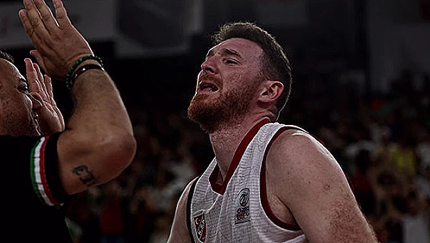 Karşıyaka Basketbol, Son Saniyede Bursaspor'u Devirerek Ligi'nde Kaldı
