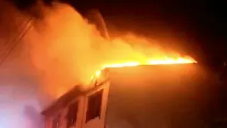 Kocaeli'de Çatı Katında Yangın Paniği