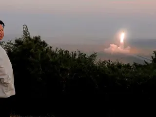 Kuzey Kore Anayasasında Nükleer Saldırı Prosedürü Değişikliği