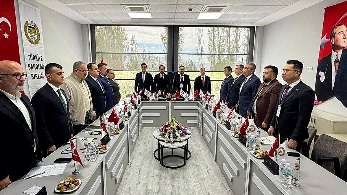 Niğde'de Baro Başkanları Toplandı: İş Birliği ve Hukuki Gelişmeler Ele Alındı