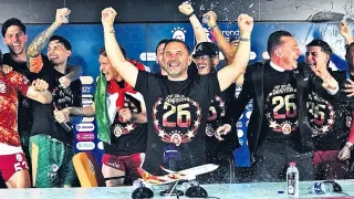 Okan Buruk, Galatasaray'ı Dördüncü Kez Şampiyon Yaparak Rekor Kırdı