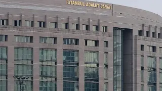 O.Y. Havalimanında Gözaltına Alındı