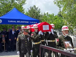 Şehit P.E. U.S.'ın Cenazesi 14 Yıl Sonra İstanbul'a Nakledildi