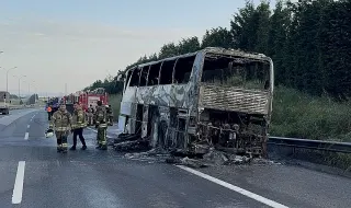 TEM Otoyolu'nda Yolcu Otobüsünde Yangın Söndürüldü
