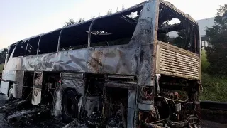 Tur Otobüsü Alevlere Teslim Oldu: 45 Kişi Kurtarıldı